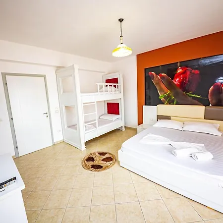 Ideal Hotel