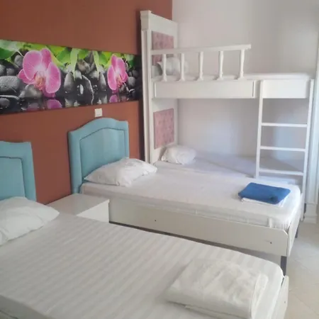 Ideal 2* Saranda